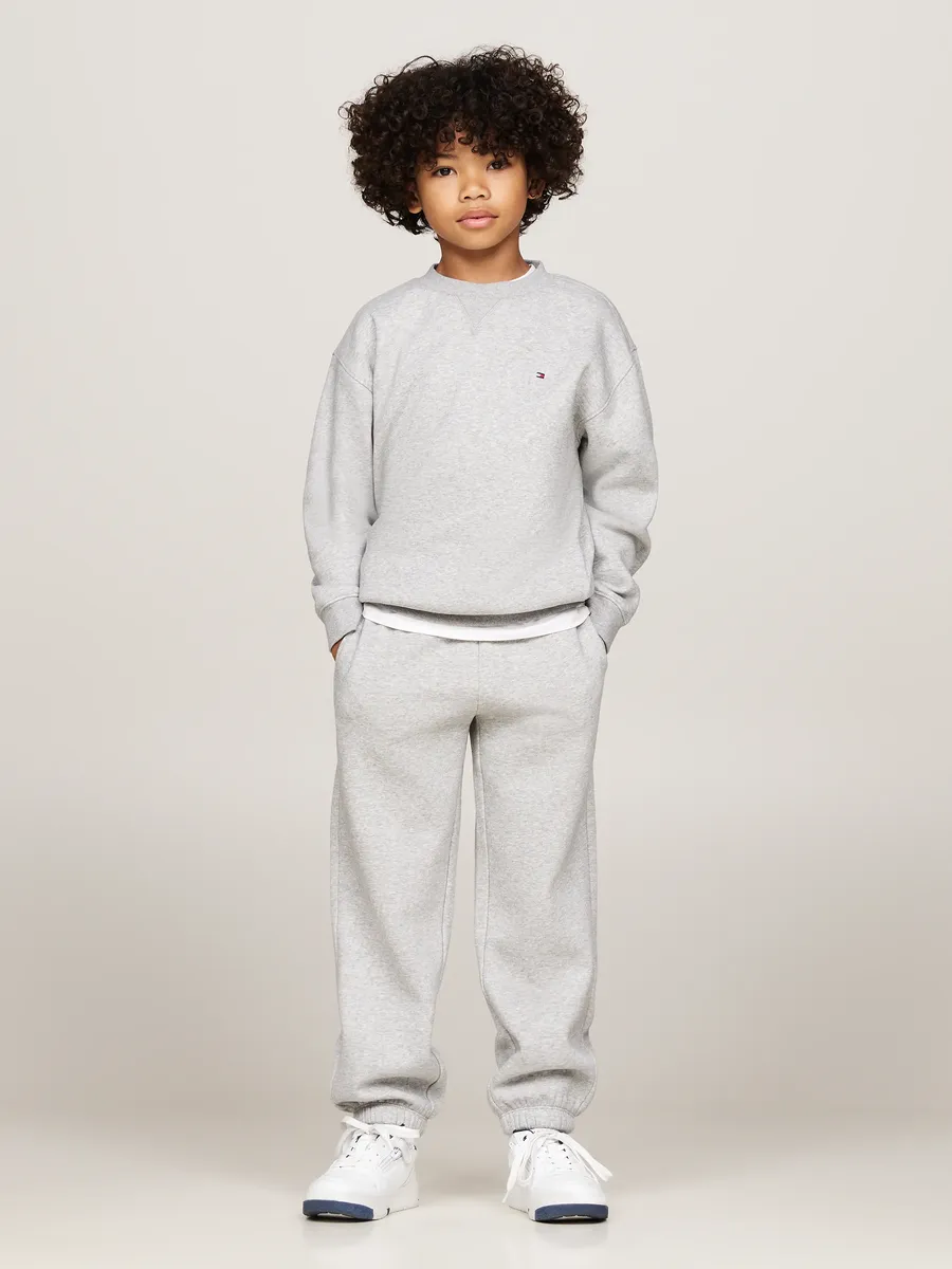 Рубашка и брюки с длинными рукавами Tommy Hilfiger "U TIMELESS FLEECE SET", малыши до 2 лет, пестрые изделия, серый
Рубашка и брюки с длинными рукавами Tommy Hilfiger "U TIMELESS FLEECE SET", малыши до 2 лет, пестрые изделия, серый
