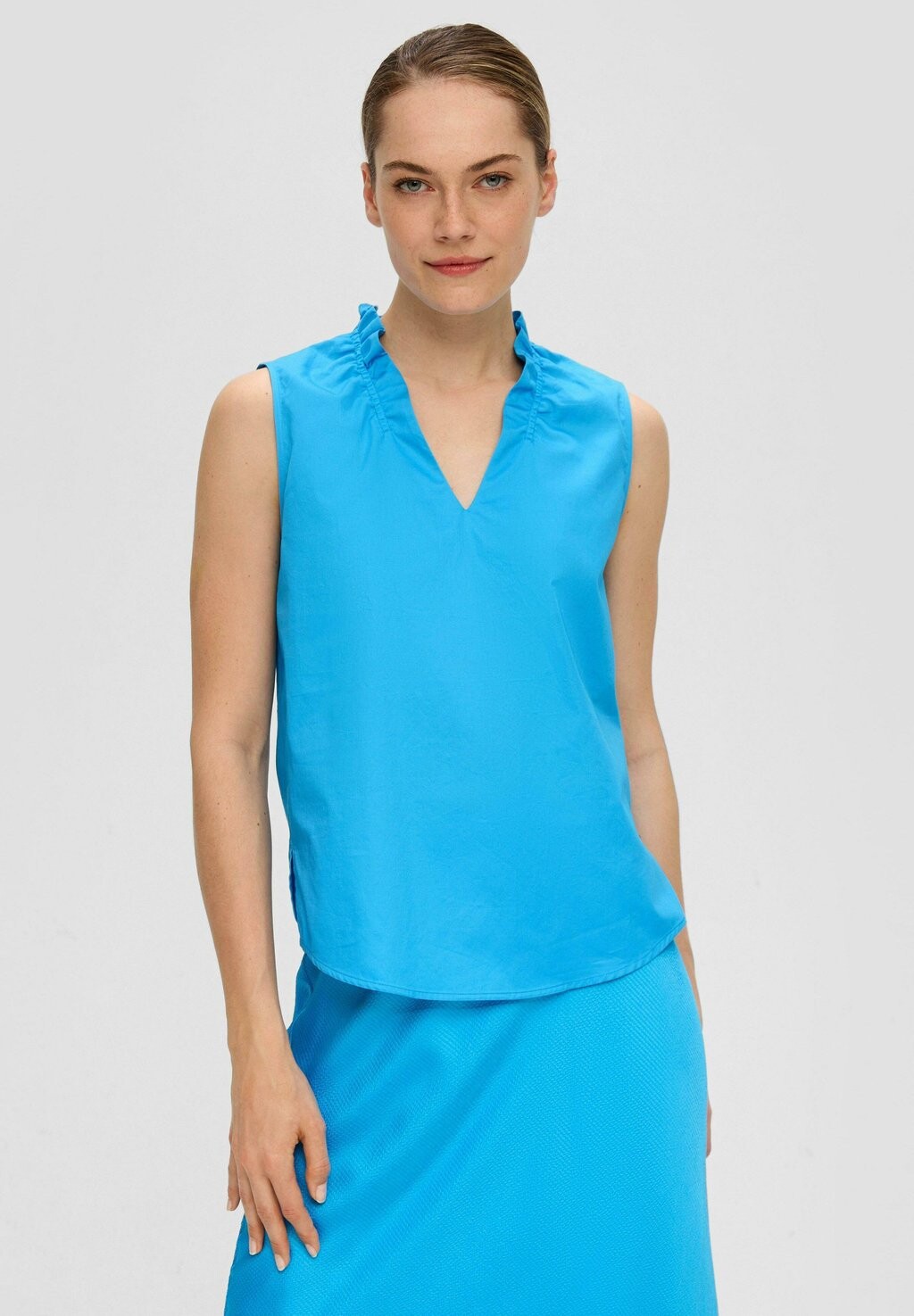 Топ LABEL s.Oliver BLACK LABEL, бирюзовый
Топ LABEL s.Oliver BLACK LABEL, бирюзовый