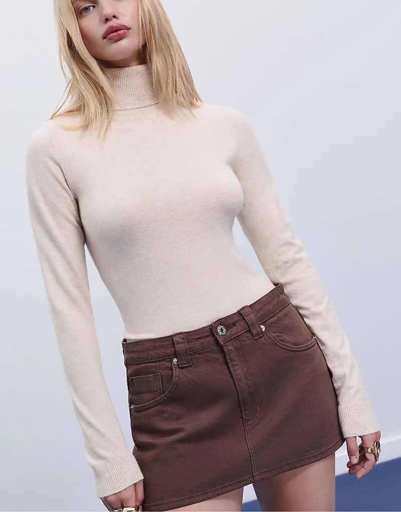 Водолазка Stradivarius Basic в цвете «камень»
Водолазка Stradivarius Basic в цвете «камень»