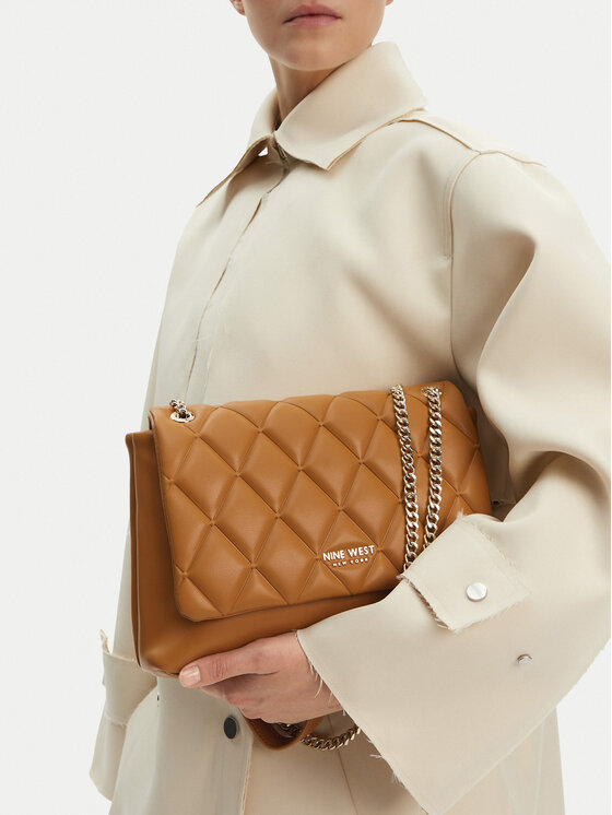 Сумка CEO-CHARLOTTE-S22560-5 Nine West, коричневый
Сумка CEO-CHARLOTTE-S22560-5 Nine West, коричневый