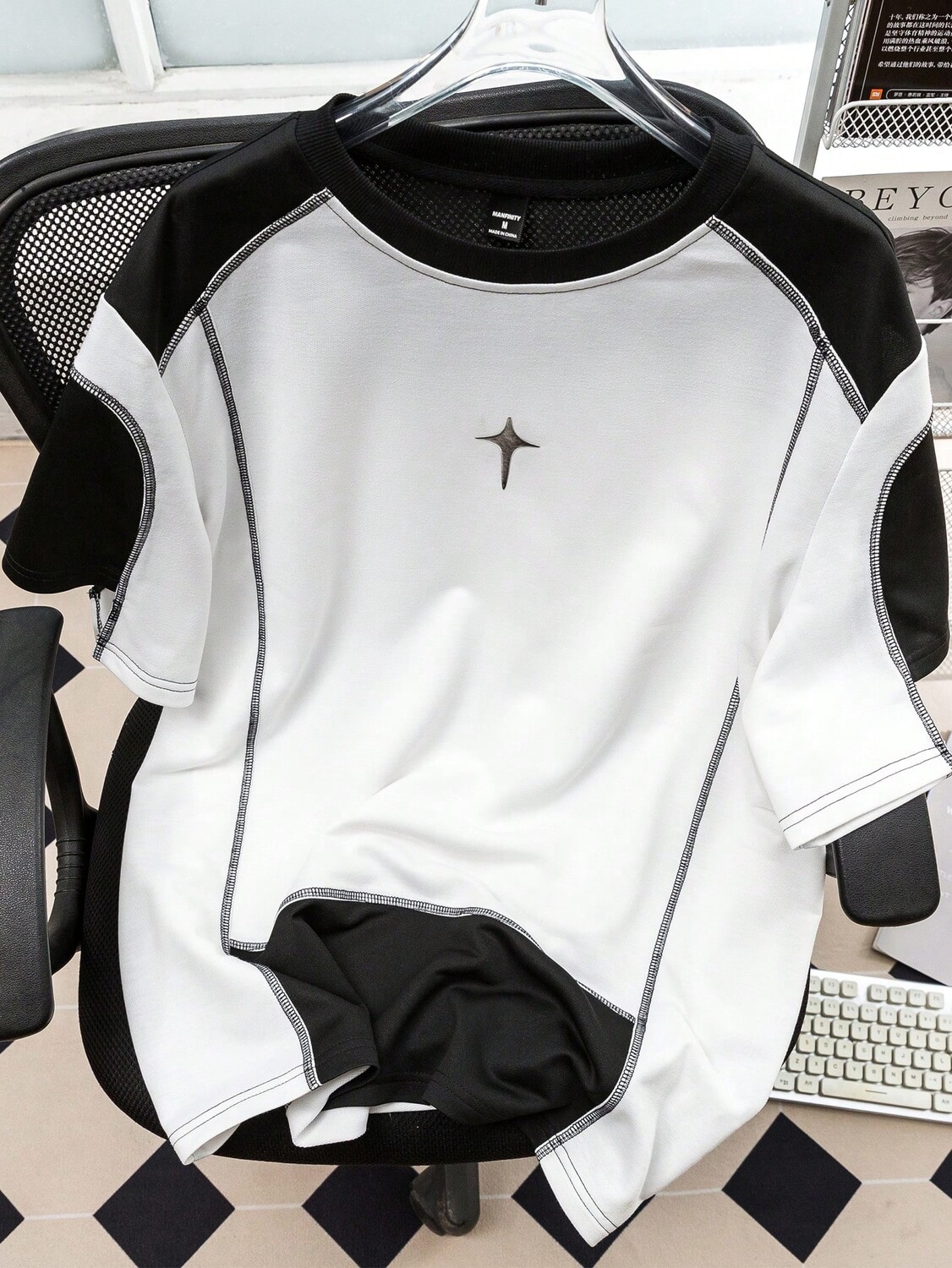 EMRG Мужская повседневная летняя футболка EMRG с круглым вырезом и короткими рукавами в стиле цветных блоков для школы Manfinity, черно-белый
EMRG Мужская повседневная летняя футболка EMRG с круглым вырезом и короткими рукавами в стиле цветных блоков для школы Manfinity, черно-белый