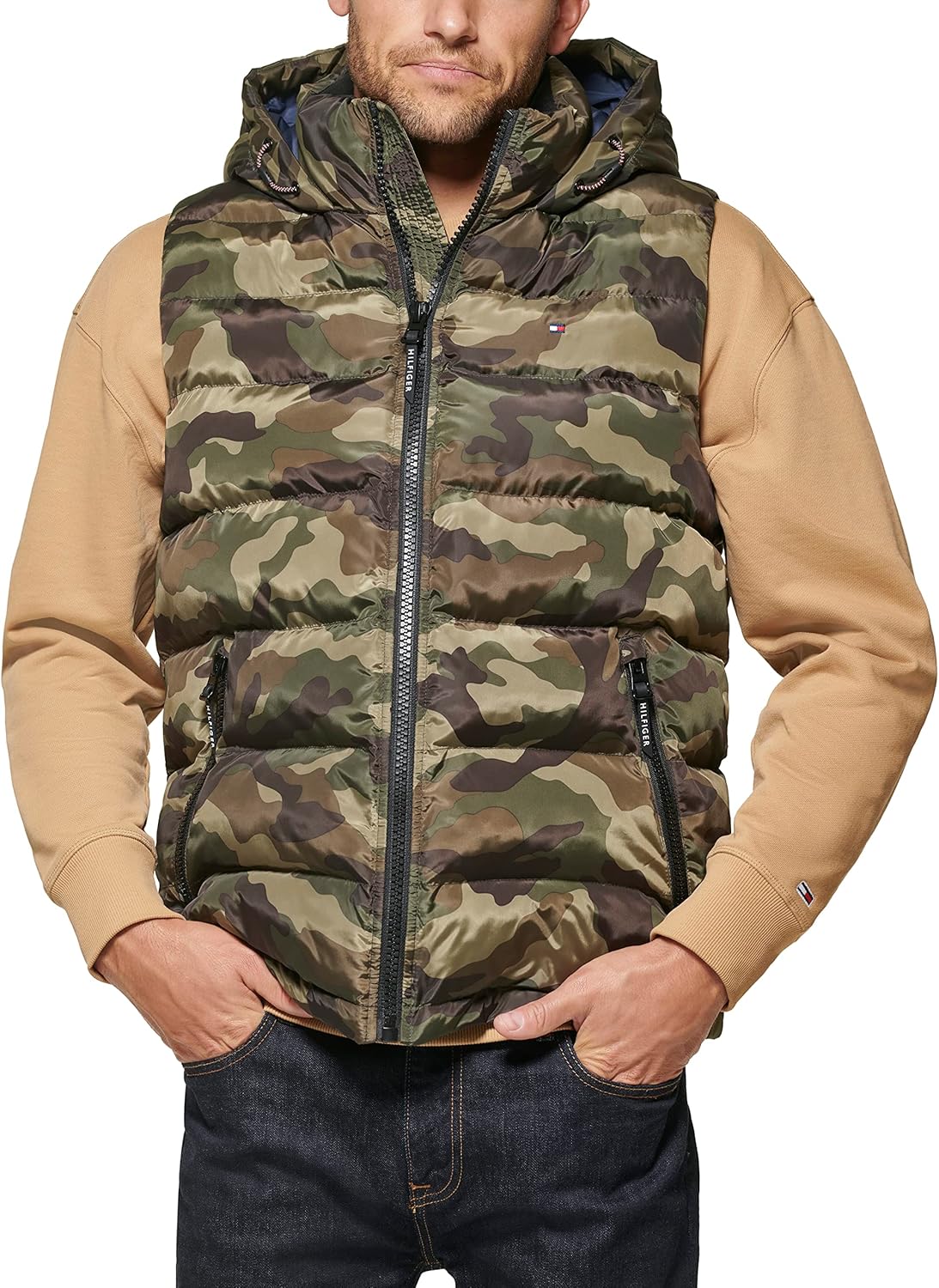 Мужской стеганый жилет с капюшоном Tommy Hilfiger, Camouflage
Мужской стеганый жилет с капюшоном Tommy Hilfiger, Camouflage