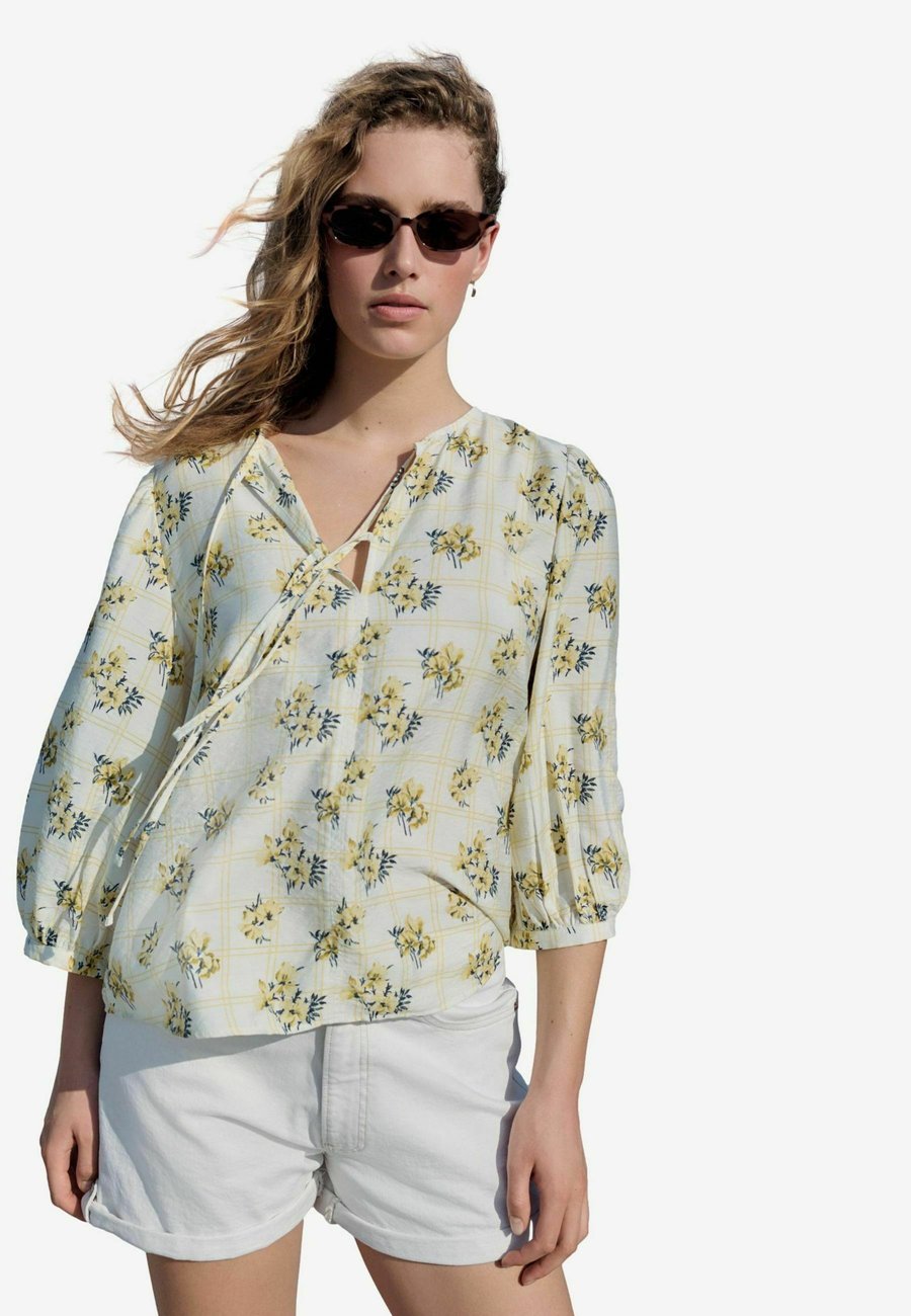 Блуза Next REGULAR FIT-TIE FRONT 3/4 SLEEVE, Yellow White Check Floral Print/Yellow
Блуза Next REGULAR FIT-TIE FRONT 3/4 SLEEVE, Yellow White Check Floral Print/Yellow