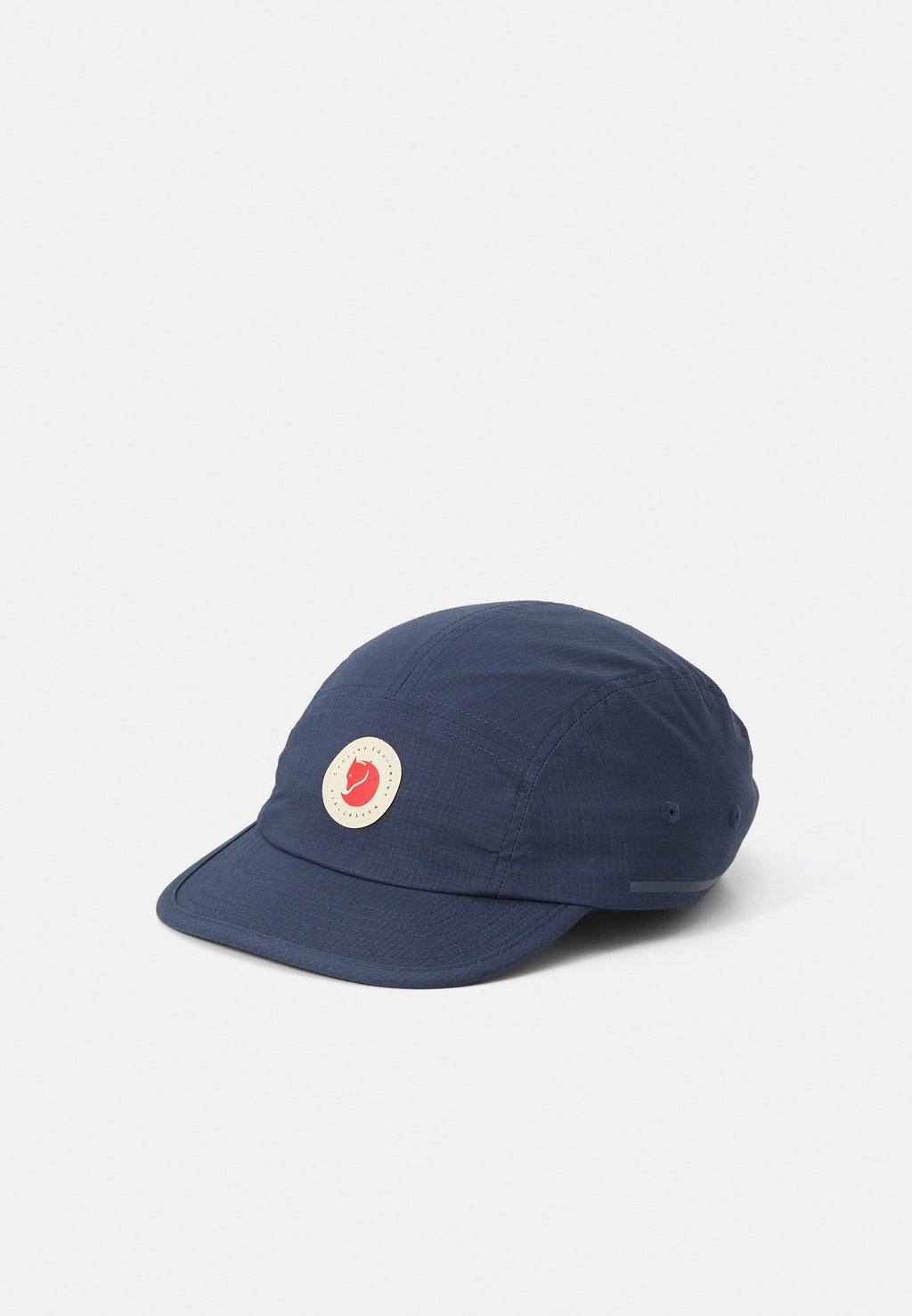 Бейсболка HOJA CAP UNISEX Fjällräven, синий
Бейсболка HOJA CAP UNISEX Fjällräven, синий