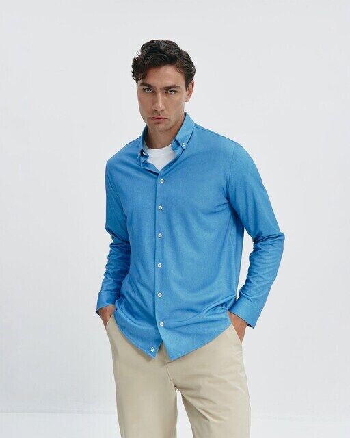 Мужская рубашка обычного кроя с микропринтом из денима Sepiia, синий
Мужская рубашка обычного кроя с микропринтом из денима Sepiia, синий