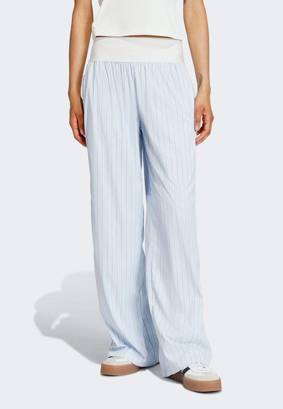 Брюки Adidas Originals Trousers, Crystal Sky Ambient Sky/Light Blue
Брюки Adidas Originals Trousers, Crystal Sky Ambient Sky/Light Blue