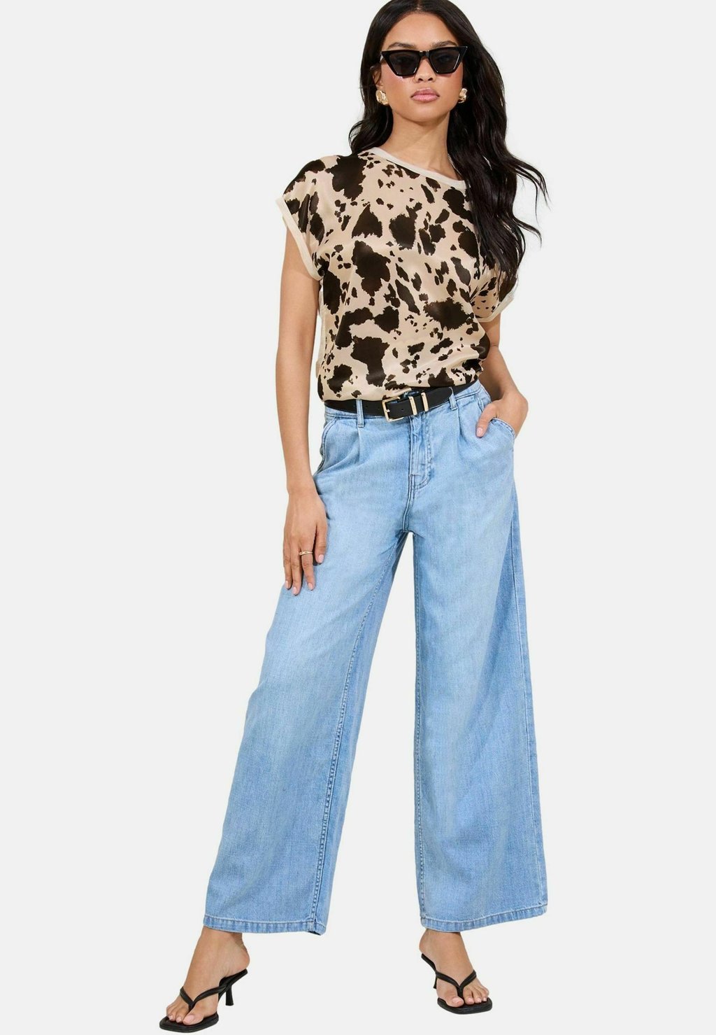 Футболка с принтом REGULAR FIT Lipsy, коричневый
Футболка с принтом REGULAR FIT Lipsy, коричневый