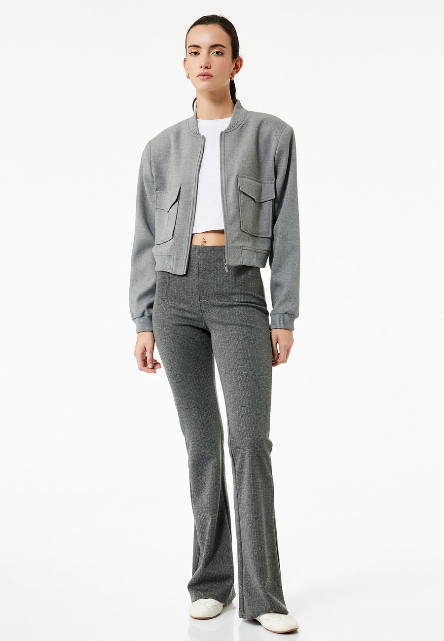 Брюки Koton FLARED , Grey
Брюки Koton FLARED , Grey