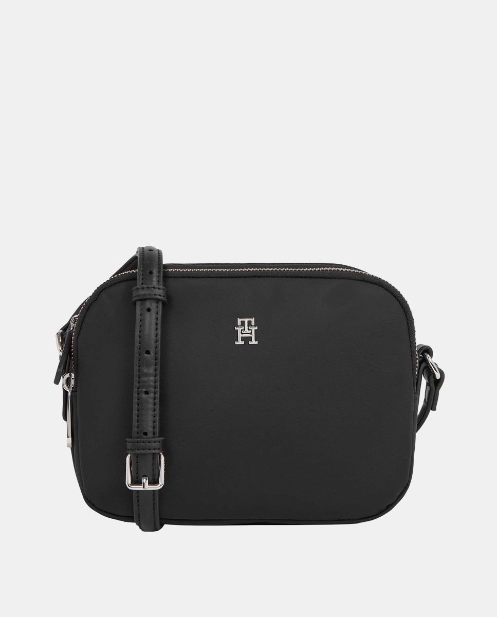 Маленькая черная сумка через плечо из переработанной ткани с логотипом TH и двойной молнией Tommy Hilfiger, черный
Маленькая черная сумка через плечо из переработанной ткани с логотипом TH и двойной молнией Tommy Hilfiger, черный