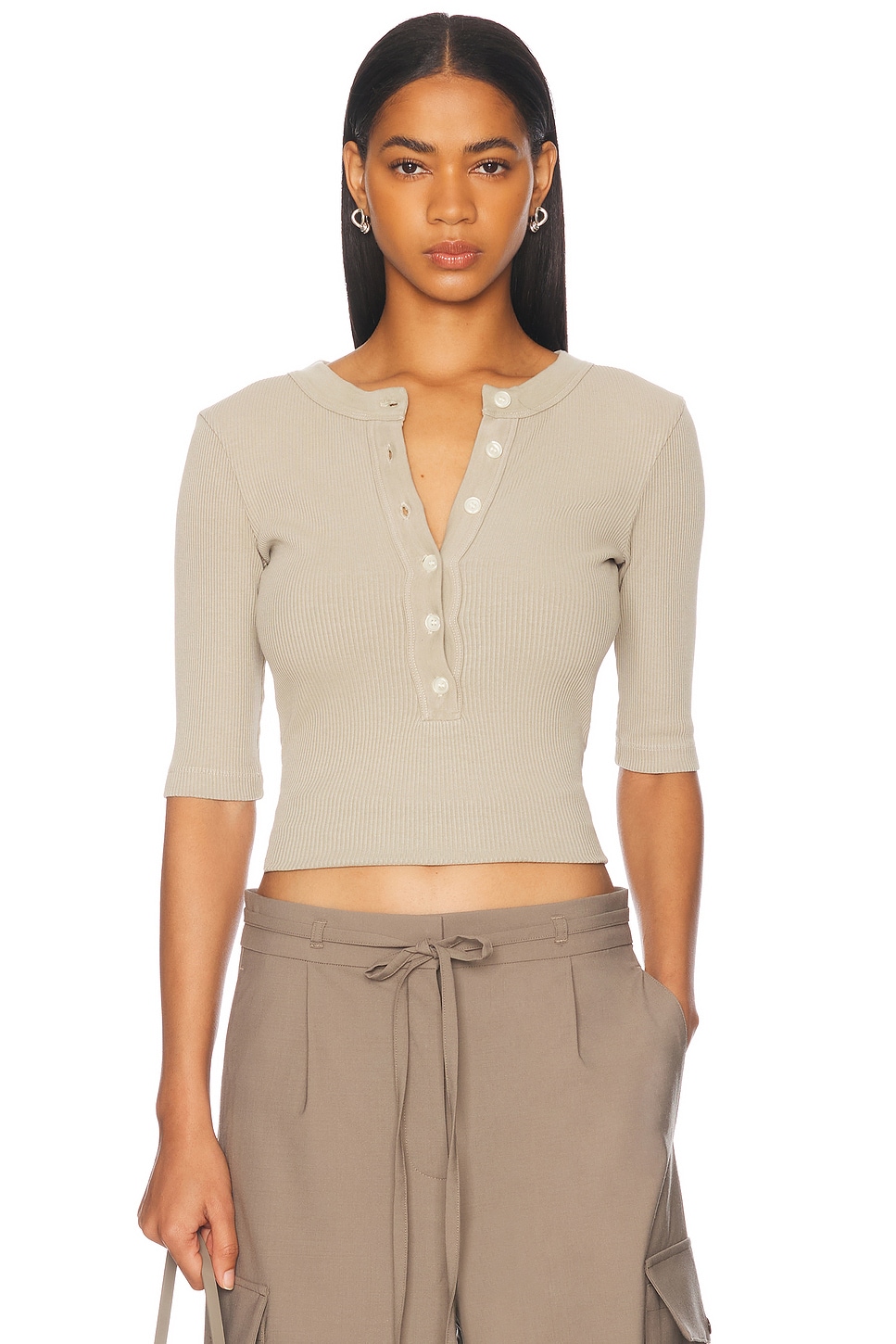Футболка Nali Henley Citizens Of Humanity, Flora
Футболка Nali Henley Citizens Of Humanity, Flora