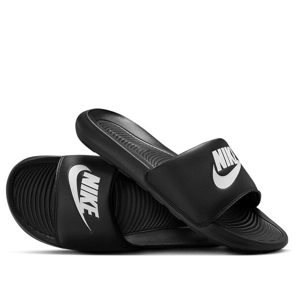 Тапочки victori one slide 'black' Nike, черный
Тапочки victori one slide 'black' Nike, черный