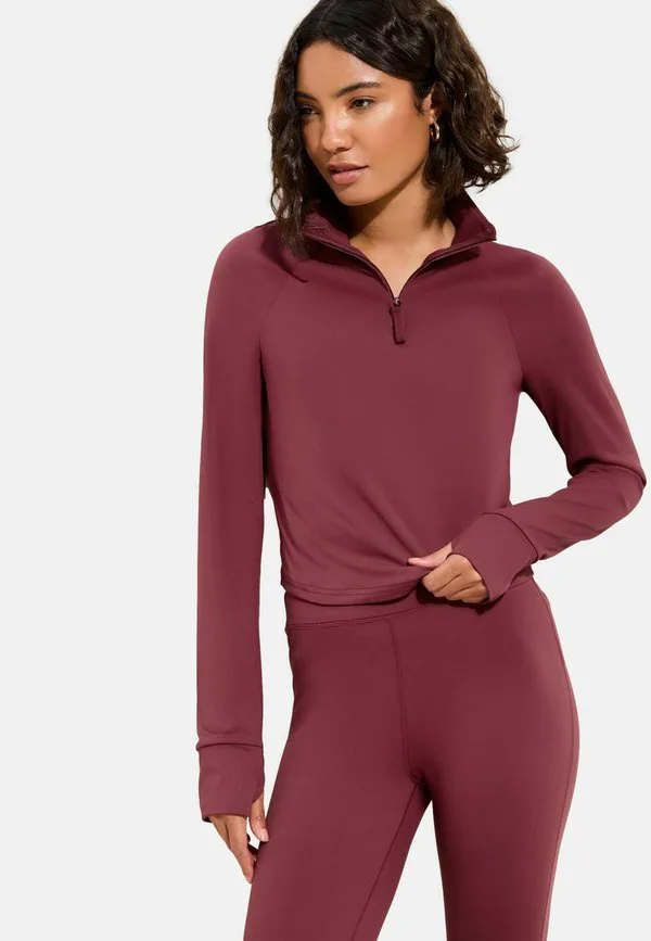 Тренировочная футболка с длинными рукавами и молнией до середины груди, стандартного кроя. Friends Like These, Burgundy Red, Красный, Тренировочная футболка с длинными рукавами и молнией до середины груди, стандартного кроя. Friends Like These, Burgundy R
Тренировочная футболка с длинными рукавами и молнией до середины груди, стандартного кроя. Friends Like These, Burgundy Red, Красный, Тренировочная футболка с длинными рукавами и молнией до середины груди, стандартного кроя. Friends Like These, Burgundy R