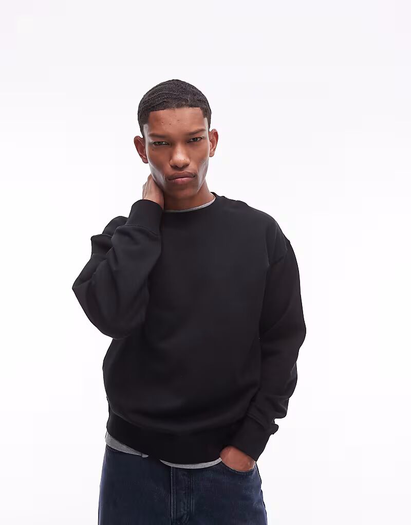 Свободная махровая толстовка ARKET черного цвета с потертостями
Свободная махровая толстовка ARKET черного цвета с потертостями