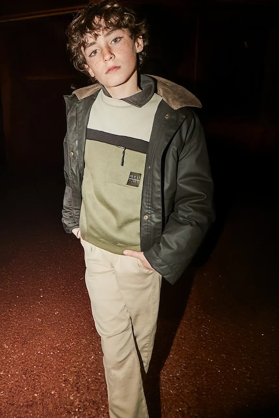 Детские мягкие спортивные брюки Mayoral, бежевый
Детские мягкие спортивные брюки Mayoral, бежевый