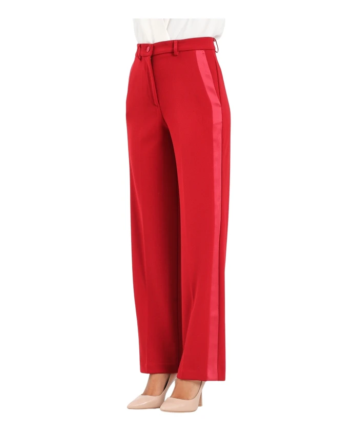Элегантные красные брюки прямого кроя. Vicolo, красный
Элегантные красные брюки прямого кроя. Vicolo, красный