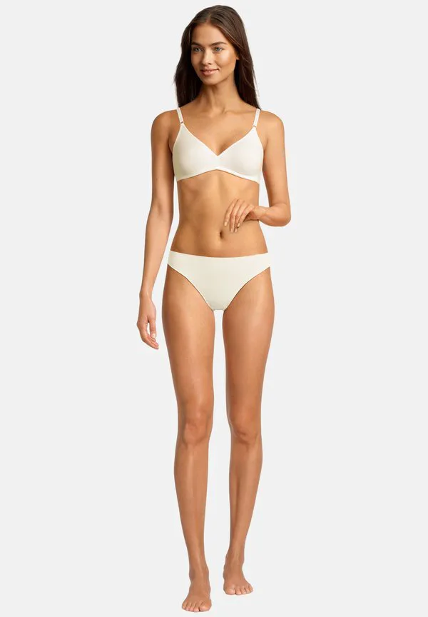 Трусы в упаковке по 3 штуки Nina Von C., Champagner
Трусы в упаковке по 3 штуки Nina Von C., Champagner