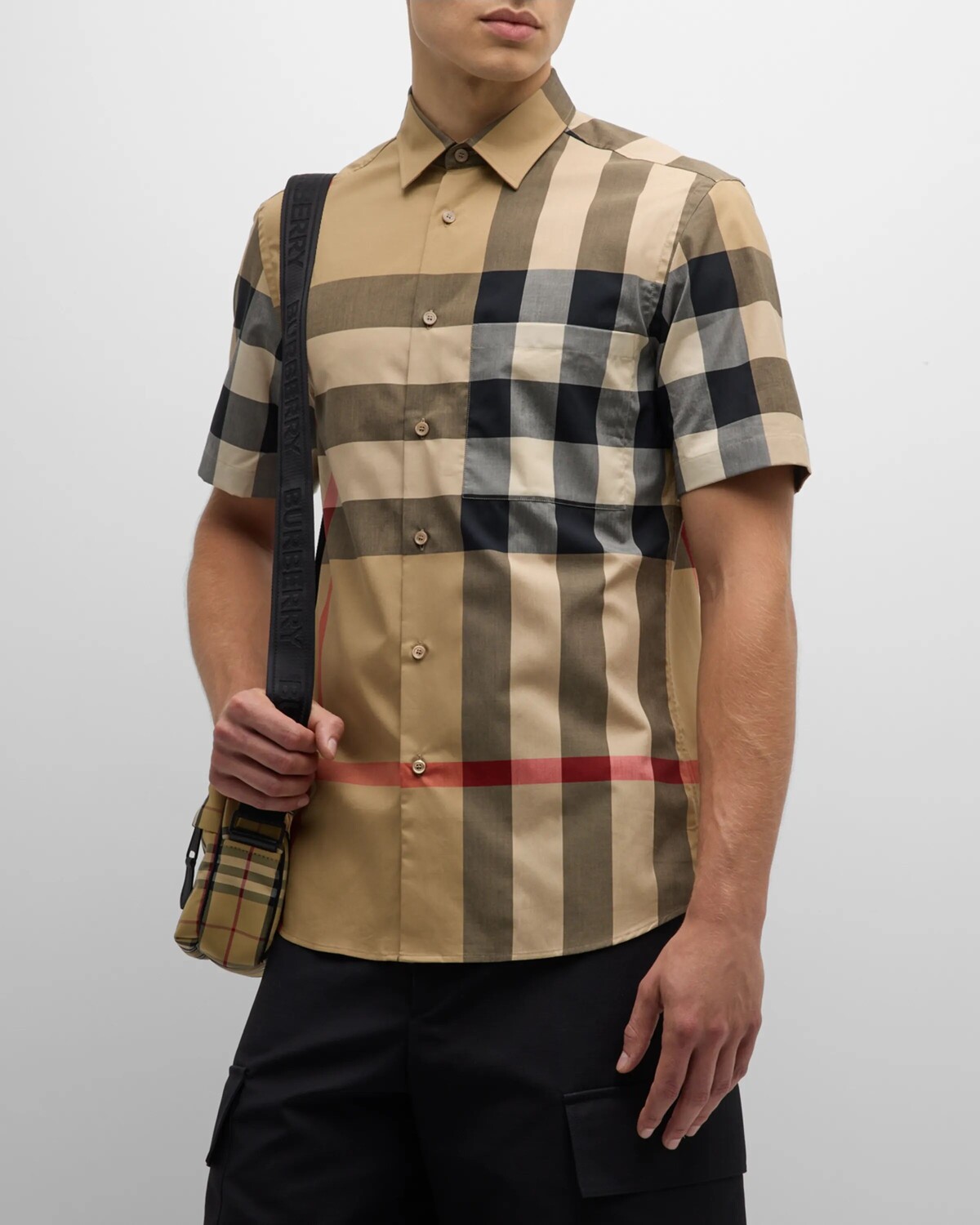 Мужская спортивная рубашка в клетку Summerton Burberry, цвет Archive Beige Ip Chk
Мужская спортивная рубашка в клетку Summerton Burberry, цвет Archive Beige Ip Chk