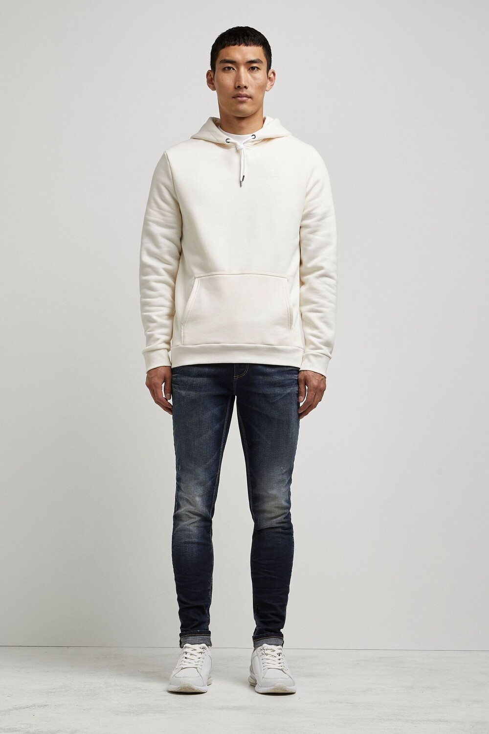 Узкие настоящие джинсы River Island, черный
Узкие настоящие джинсы River Island, черный