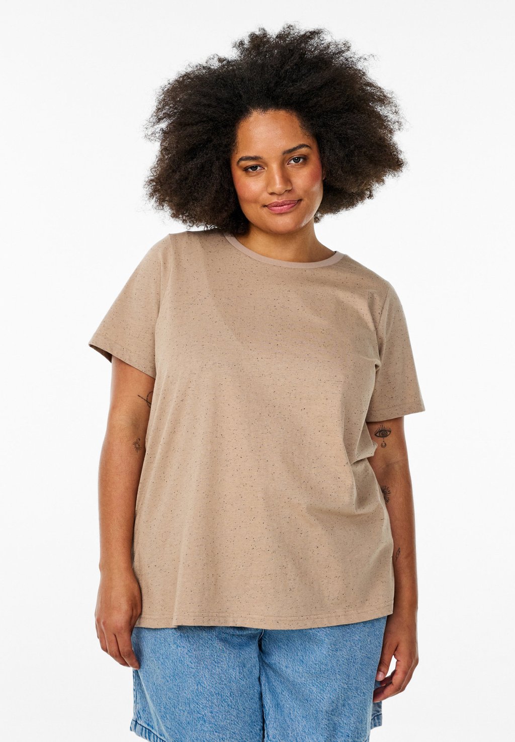 Базовая футболка MIT RUNDHALSAUSSCHNITT Zizzi, песочный, Бежевый, Базовая футболка MIT RUNDHALSAUSSCHNITT Zizzi, песочный
Базовая футболка MIT RUNDHALSAUSSCHNITT Zizzi, песочный, Бежевый, Базовая футболка MIT RUNDHALSAUSSCHNITT Zizzi, песочный