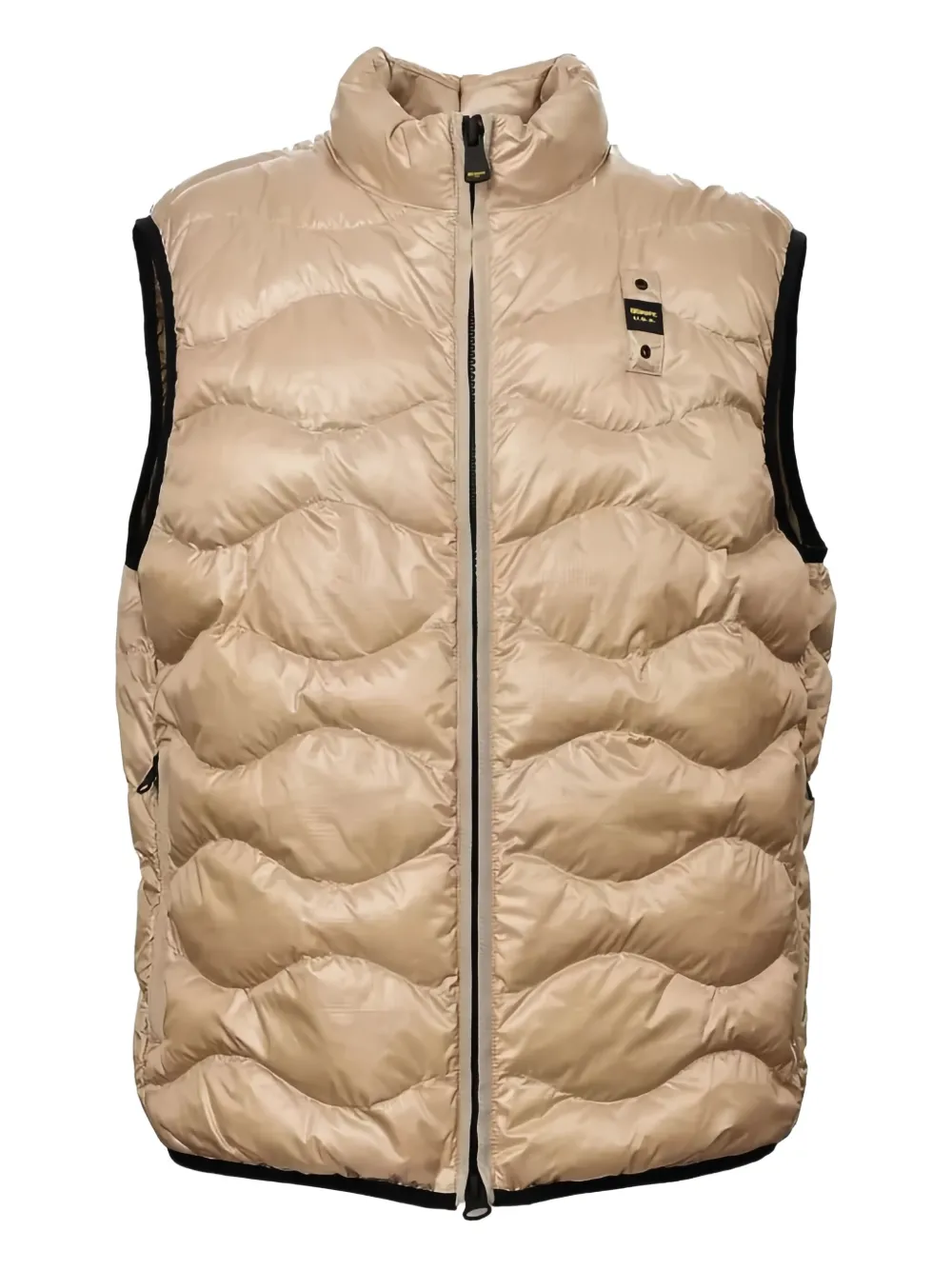 Стеганый жилет с волнистым узором Blauer, нейтральный
Стеганый жилет с волнистым узором Blauer, нейтральный