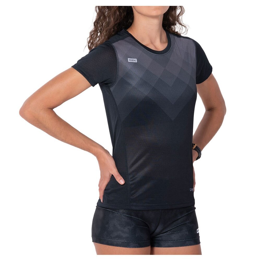 Футболка 42k Running Motion, черный
Футболка 42k Running Motion, черный