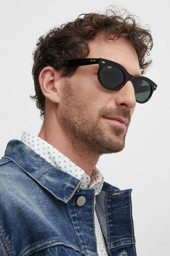 Солнечные очки Ray-Ban, черный
Солнечные очки Ray-Ban, черный