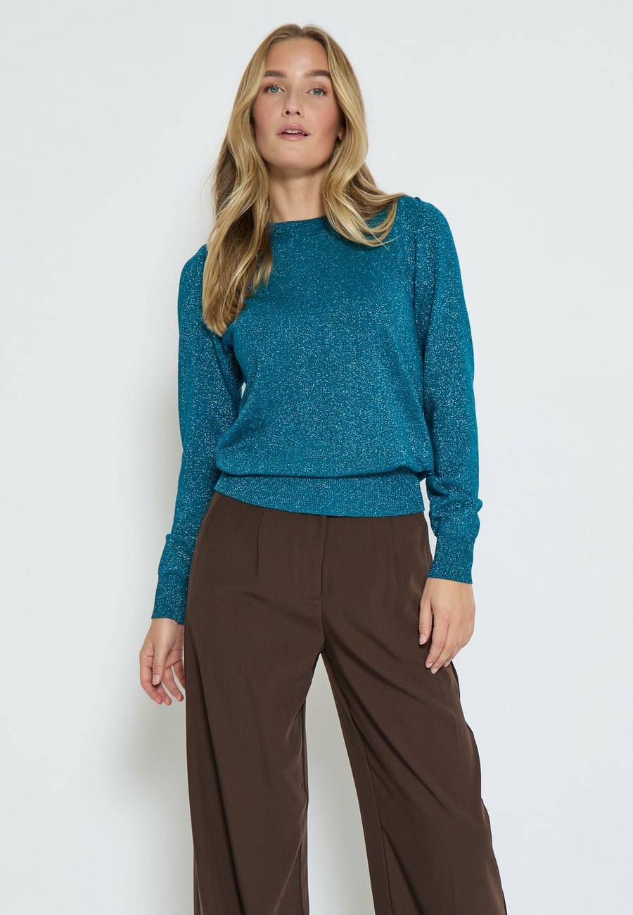Джемпер PEPPERCORN Jumper, Ocean Depths Metallic/Metallic Green
Джемпер PEPPERCORN Jumper, Ocean Depths Metallic/Metallic Green