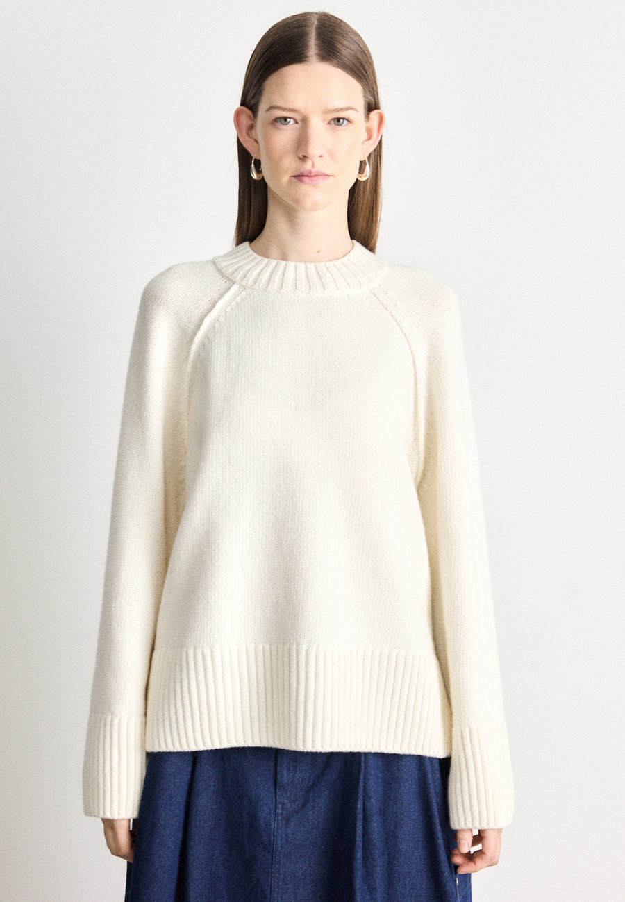 Джемпер Barbour ASHDON JUMPER, Ecru/Off-White
Джемпер Barbour ASHDON JUMPER, Ecru/Off-White