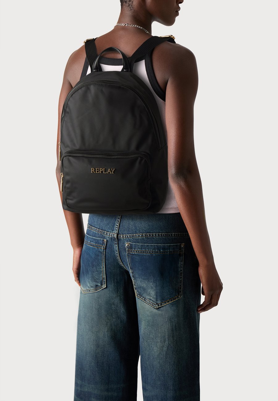 Рюкзак Replay BACKPACK, Black
Рюкзак Replay BACKPACK, Black