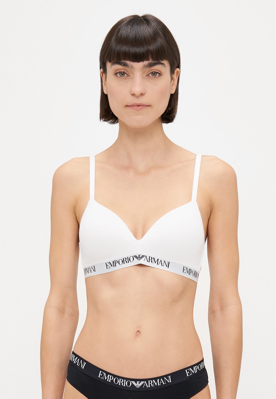 Бюстгальтер Emporio Armani PADDED TRIANGLE BRA, White
Бюстгальтер Emporio Armani PADDED TRIANGLE BRA, White