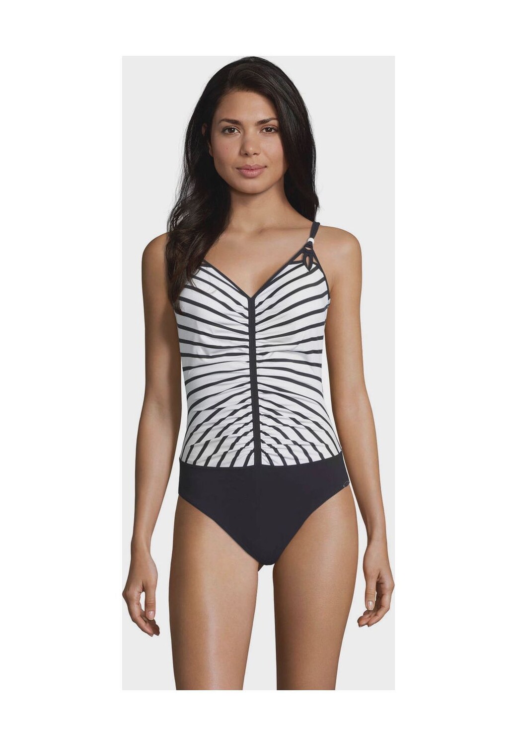 Женский полосатый купальник со сборками SUNFLAIR, цвет Nachtblau
Женский полосатый купальник со сборками SUNFLAIR, цвет Nachtblau