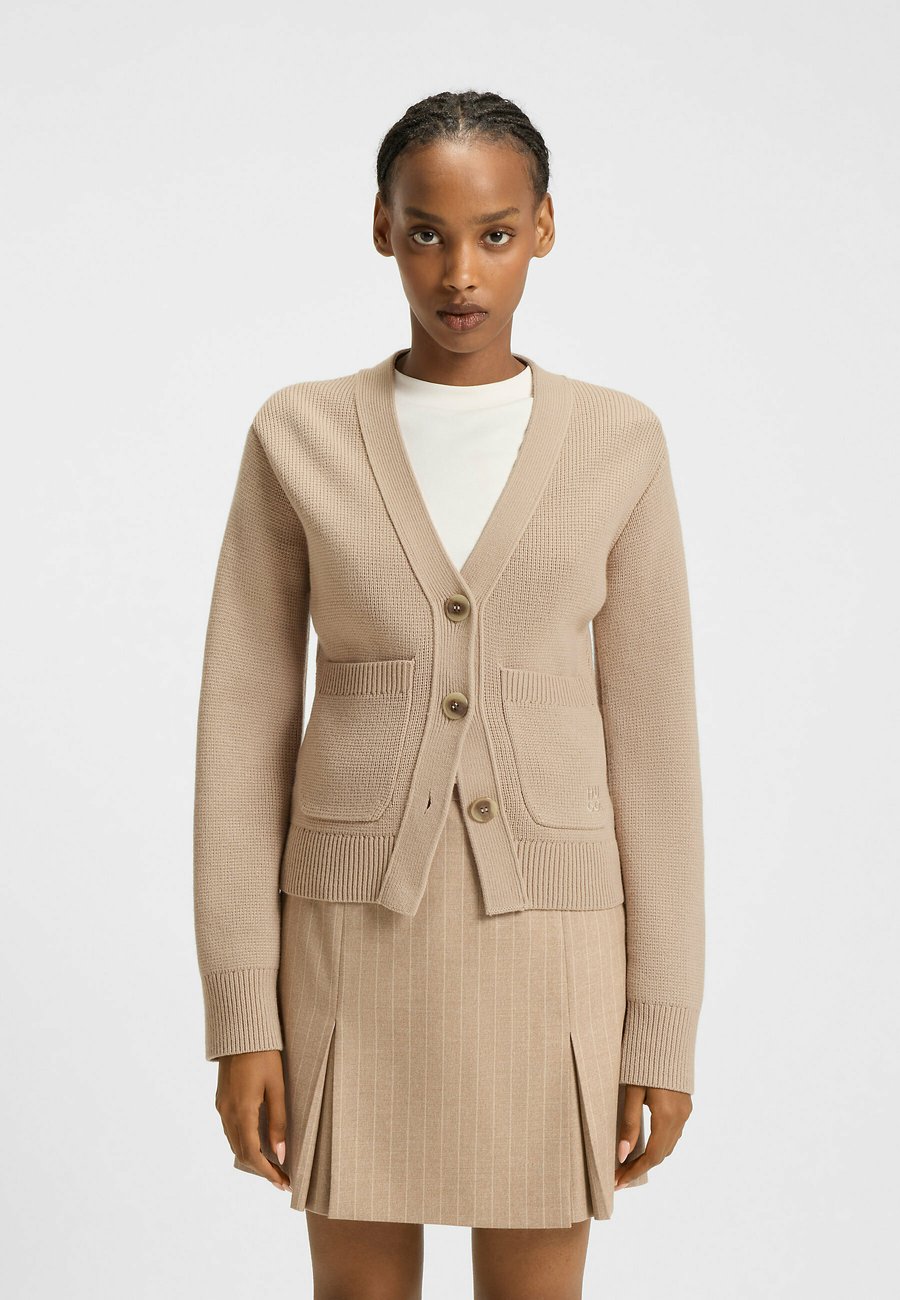 Кардиган HUGO SELOSINA, Light Brown One/Light Brown
Кардиган HUGO SELOSINA, Light Brown One/Light Brown