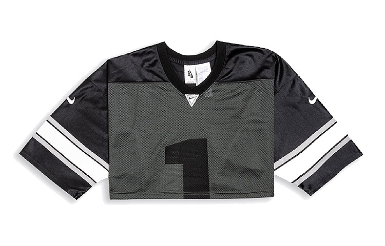 Укороченный топ женский Nike 
Укороченный топ женский Nike