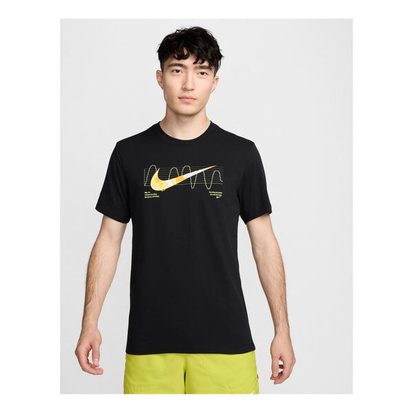 Футболка с логотипом Nike, черный
Футболка с логотипом Nike, черный