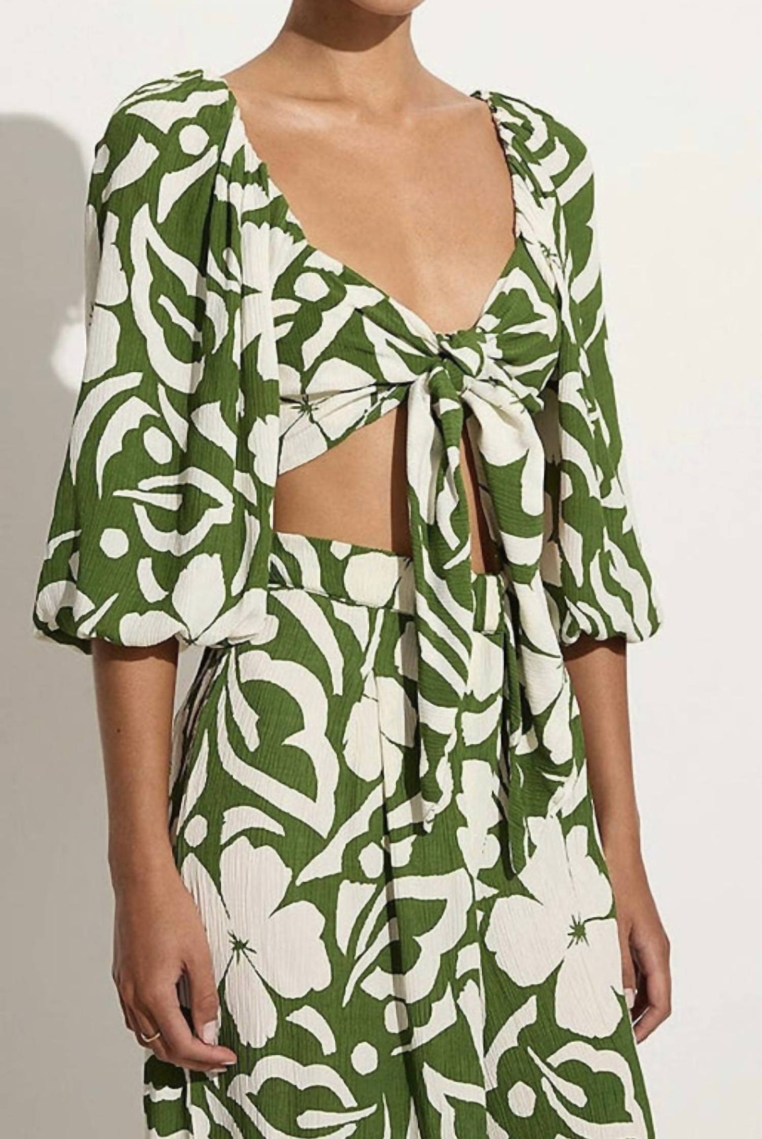 Топ Margherita в оливковом цвете FAITHFULL THE BRAND
Топ Margherita в оливковом цвете FAITHFULL THE BRAND