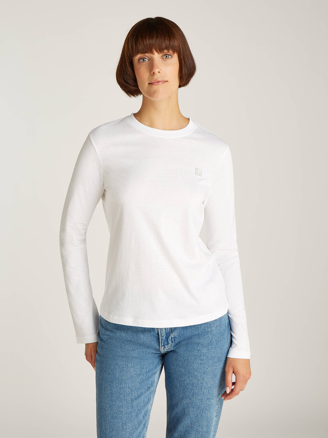 Блуза CALVIN KLEIN JEANS EMBRO Regular Fit, белый
Блуза CALVIN KLEIN JEANS EMBRO Regular Fit, белый