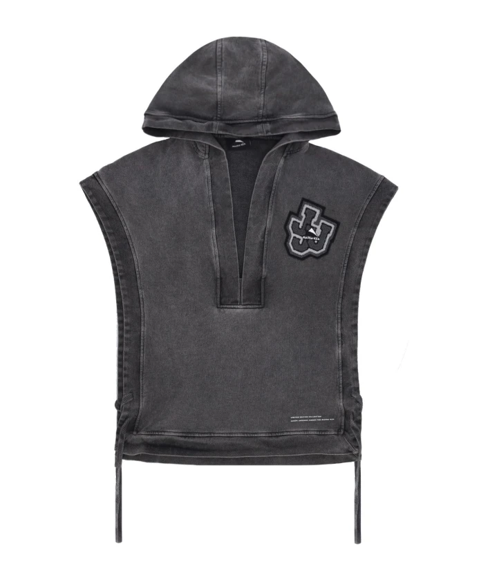 Черная толстовка-пончо с капюшоном Triple J Mauna Kea, черный
Черная толстовка-пончо с капюшоном Triple J Mauna Kea, черный