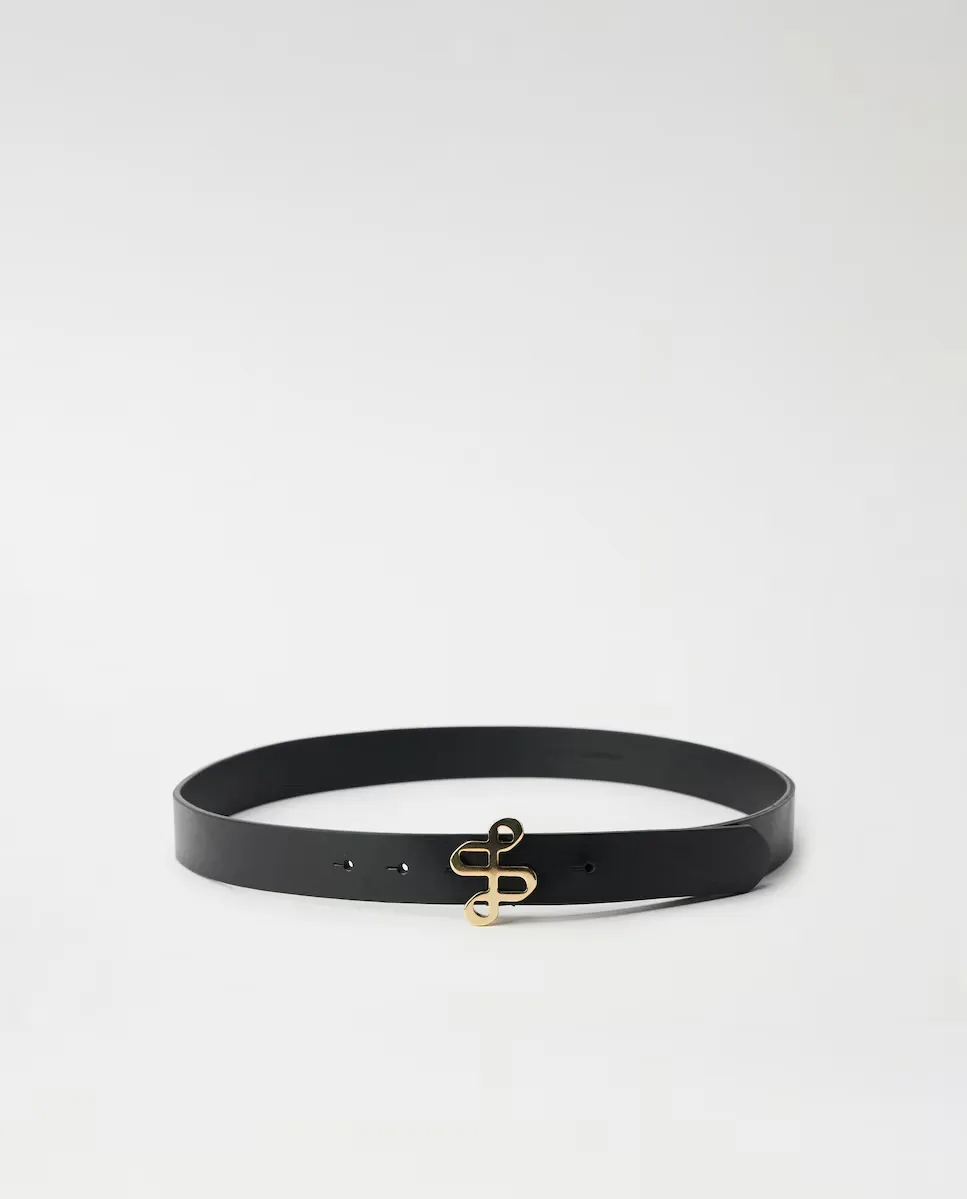 Женский черный кожаный ремень Salsa Jeans, черный
Женский черный кожаный ремень Salsa Jeans, черный