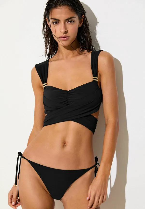 Плавки от бикини риа с боковыми завязками Reiss, Black, Черный, Плавки от бикини риа с боковыми завязками Reiss, Black
Плавки от бикини риа с боковыми завязками Reiss, Black, Черный, Плавки от бикини риа с боковыми завязками Reiss, Black