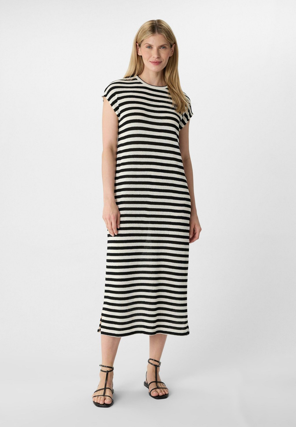 Платье-джемпер comma casual identity, кремовый
Платье-джемпер comma casual identity, кремовый