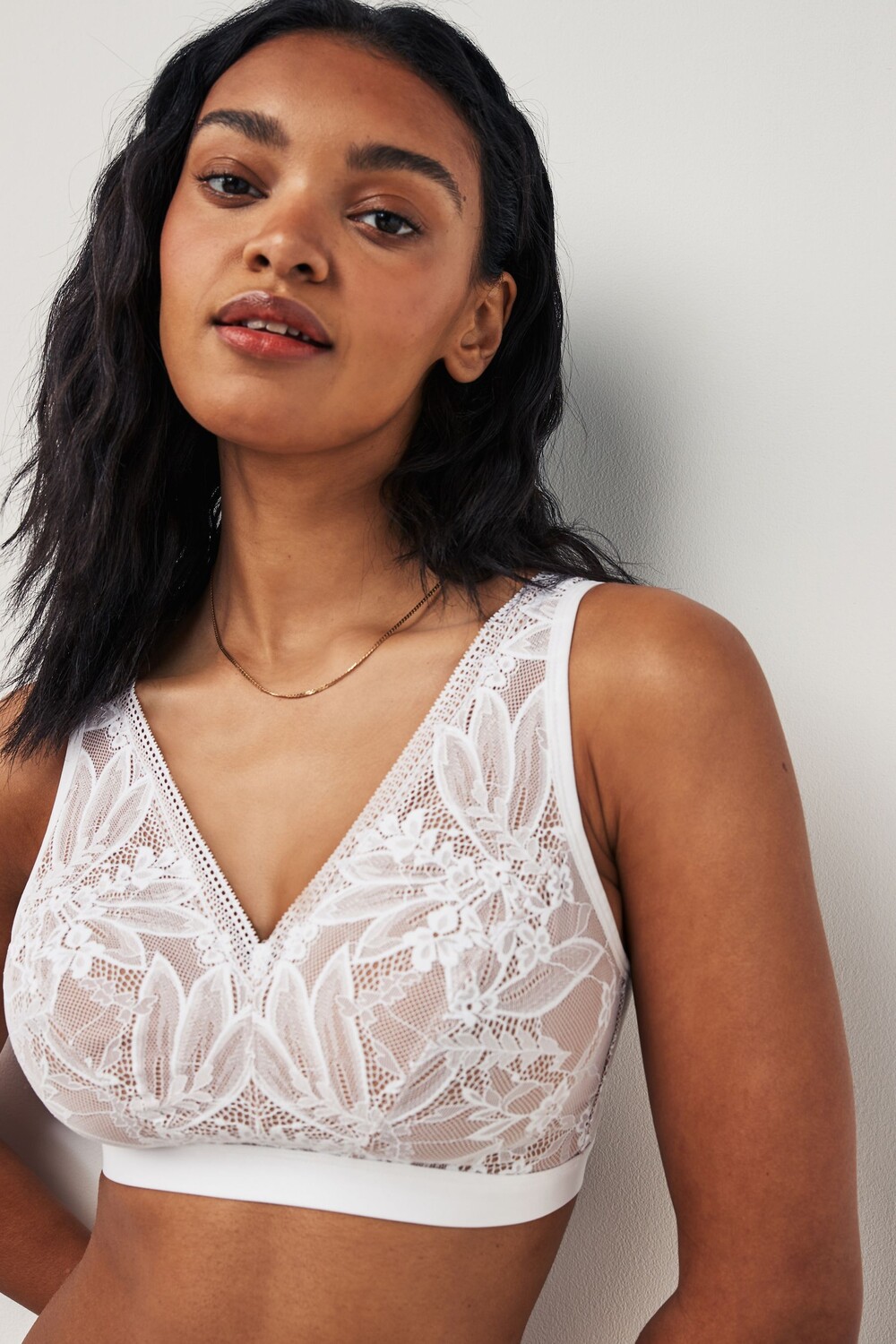 Кружевной бюстгальтер без подкладок без косточек Next, белый
Кружевной бюстгальтер без подкладок без косточек Next, белый