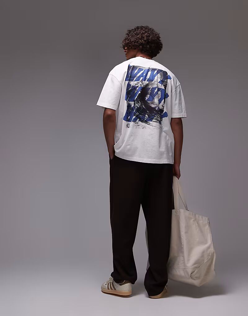 Футболка Allsaints с волнистой текстурой в мелово-белом цвете
Футболка Allsaints с волнистой текстурой в мелово-белом цвете