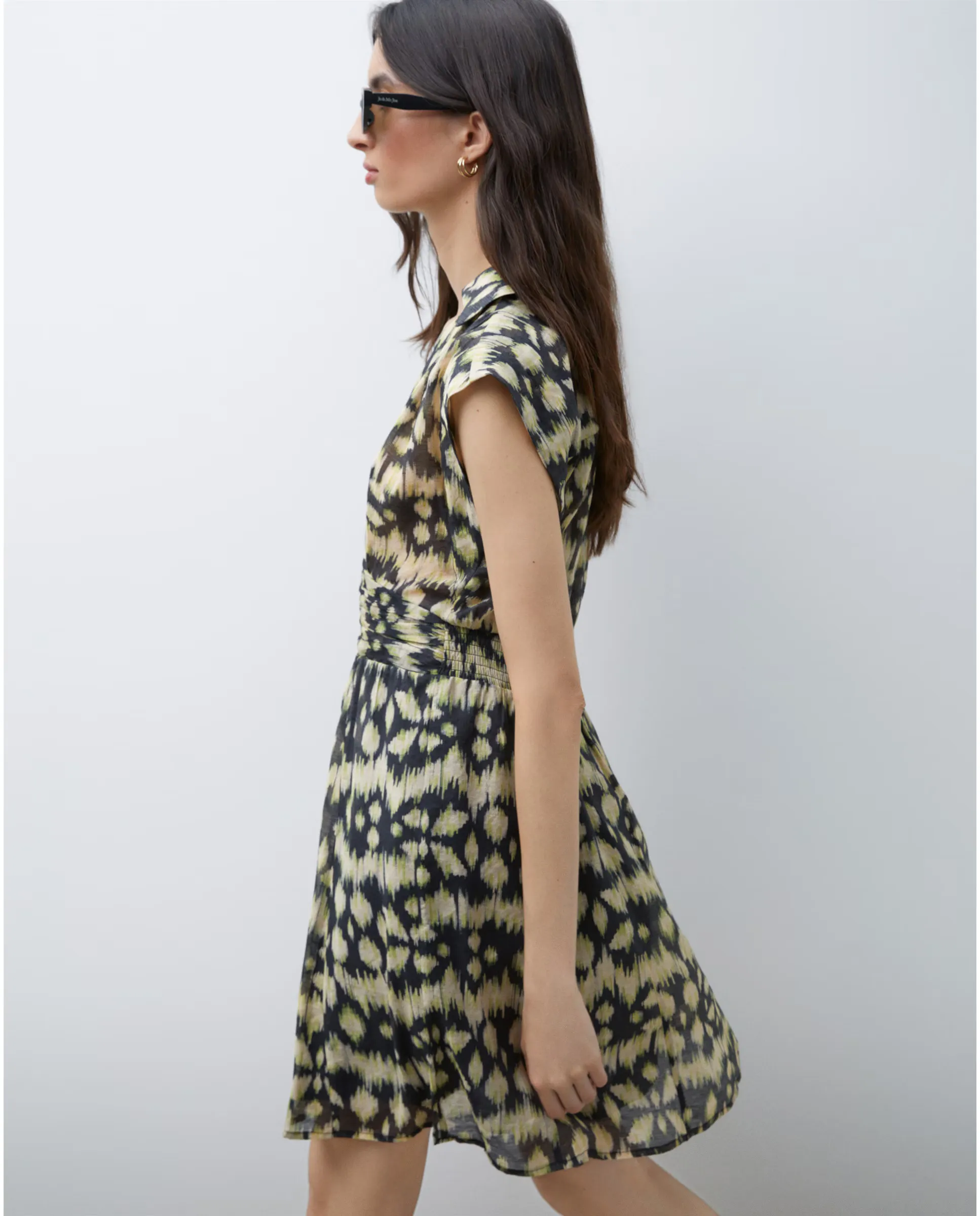 Короткий рукав, платье с принтом Tintoretto, серый
Короткий рукав, платье с принтом Tintoretto, серый