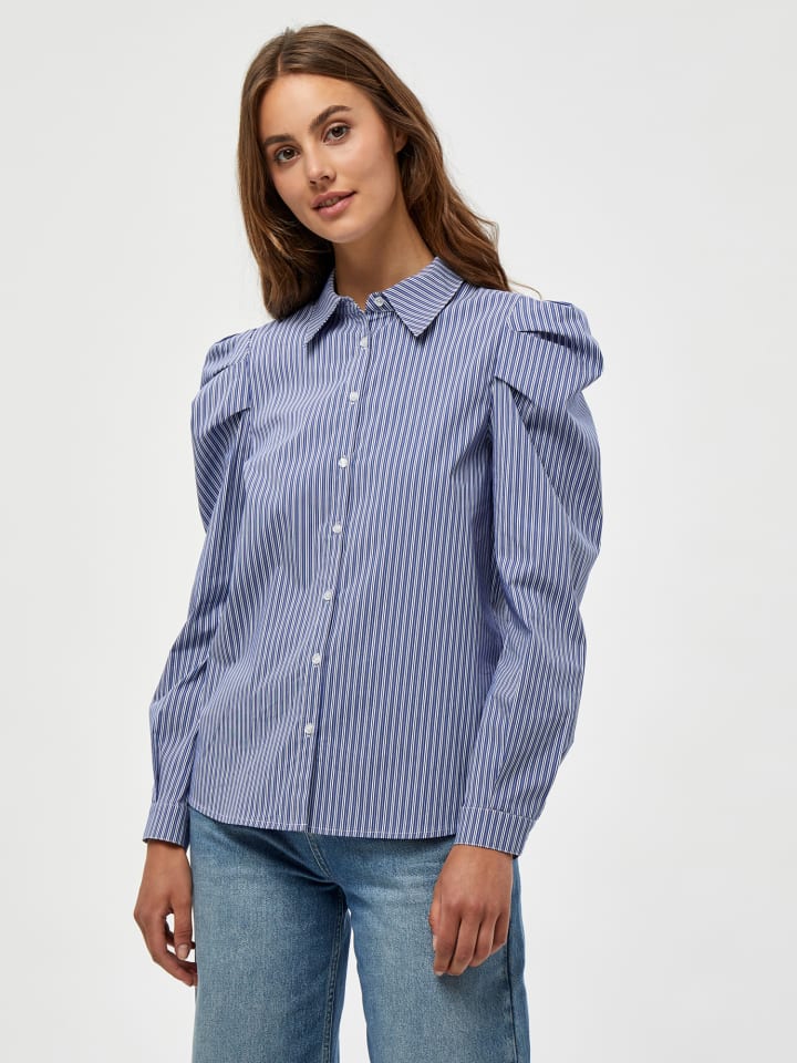 Рубашка / Рубашка в синюю полоску в стиле дзен minus
Рубашка / Рубашка в синюю полоску в стиле дзен minus