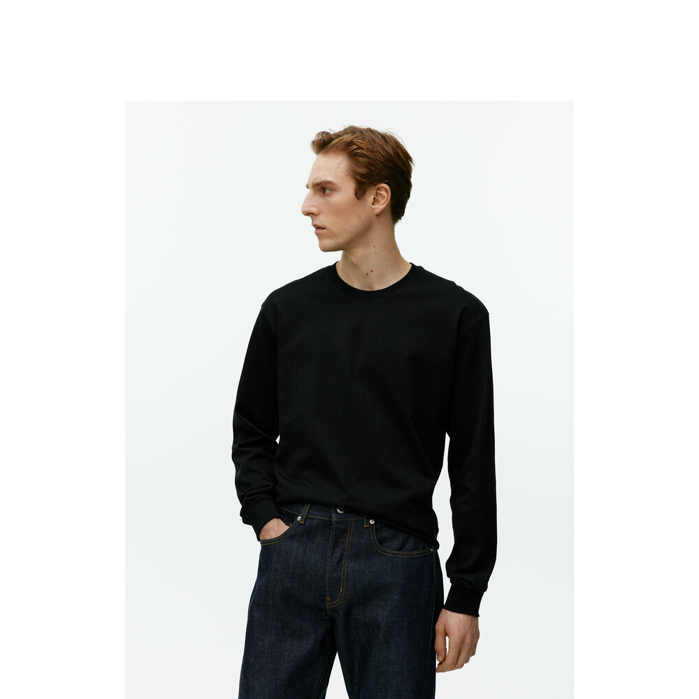 Футболка мужская Arket классическая, черный
Футболка мужская Arket классическая, черный