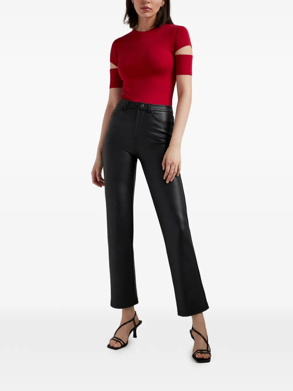 Футболка Esme с вырезами Marcella, красный
Футболка Esme с вырезами Marcella, красный