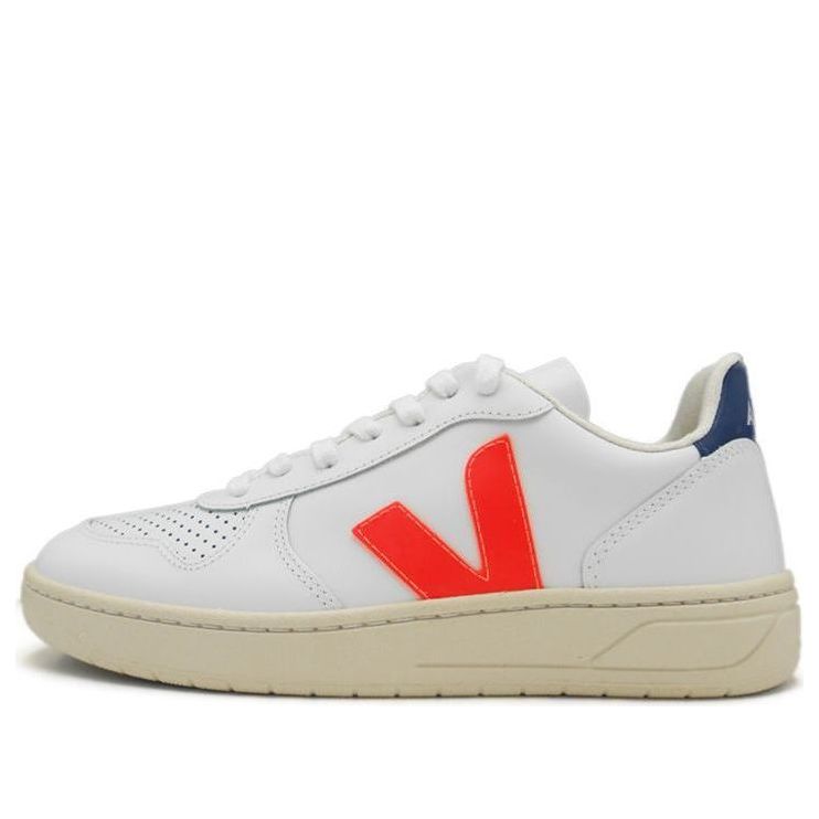 Кроссовки Veja V-10 Leather 'White Orange Fluo Combalt'
Кроссовки Veja V-10 Leather 'White Orange Fluo Combalt'