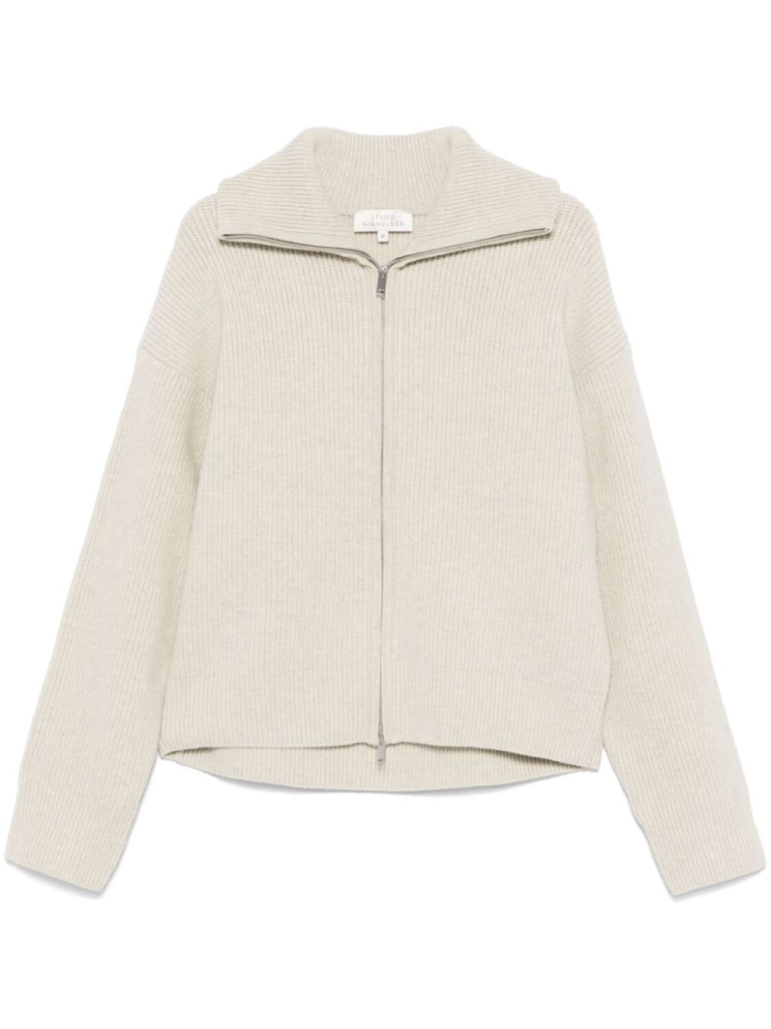 Кардиган Sandos Studio Nicholson, нейтральный цвет
Кардиган Sandos Studio Nicholson, нейтральный цвет