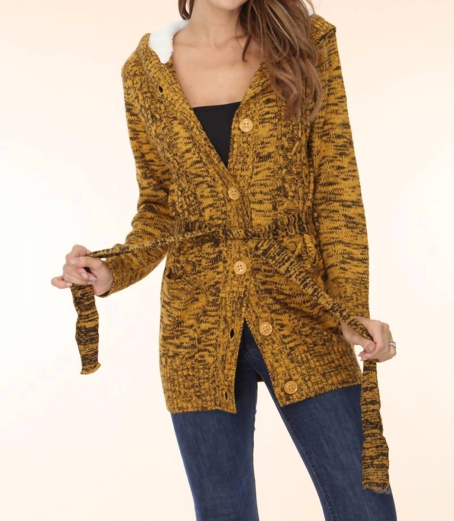 Жакет-свитер на пуговицах желтого цвета Zoey
Жакет-свитер на пуговицах желтого цвета Zoey