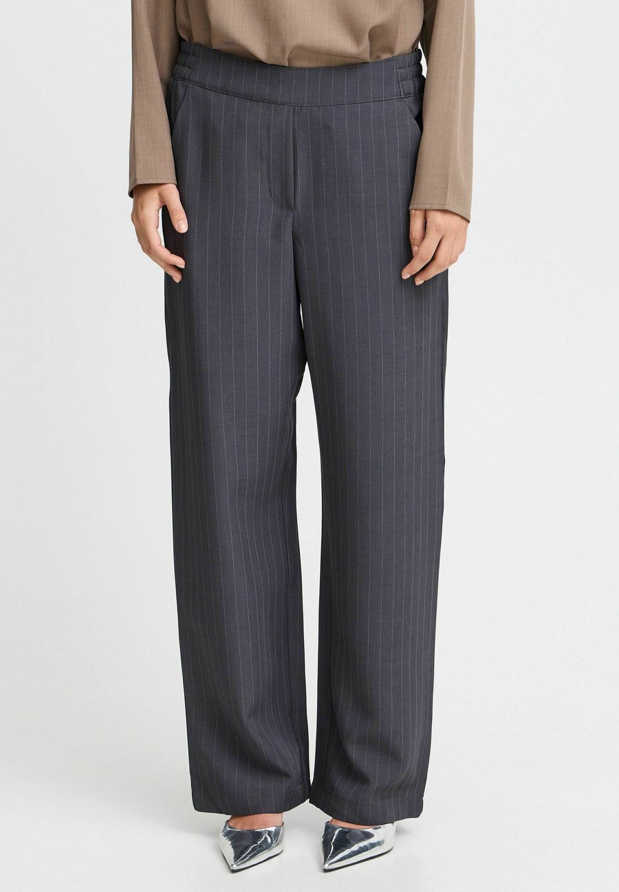 Брюки b.young BYMMMIDDE, Dark Grey Mel Pinstripe Mix/Grey
Брюки b.young BYMMMIDDE, Dark Grey Mel Pinstripe Mix/Grey